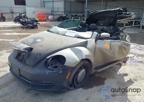 2013 Volkswagen Beetle 2.5L из США, поврежденный, VIN 3VW5X7ATXDM814241